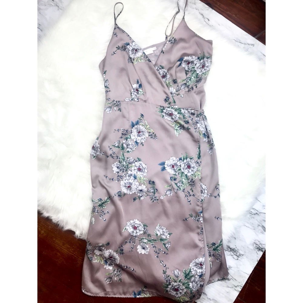 {Astr The Label} Mauve Satin Floral Wrap Dress
